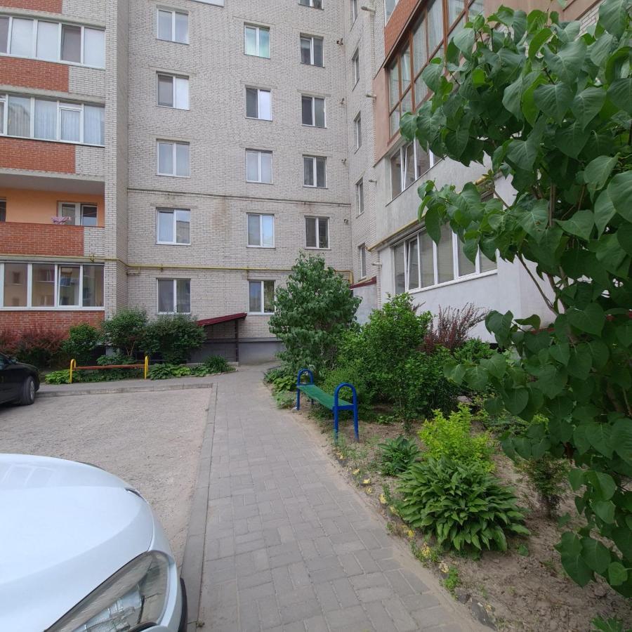 Апартаменти Липинського3,Поруч Порт Сіті Lutsʼk Exterior foto